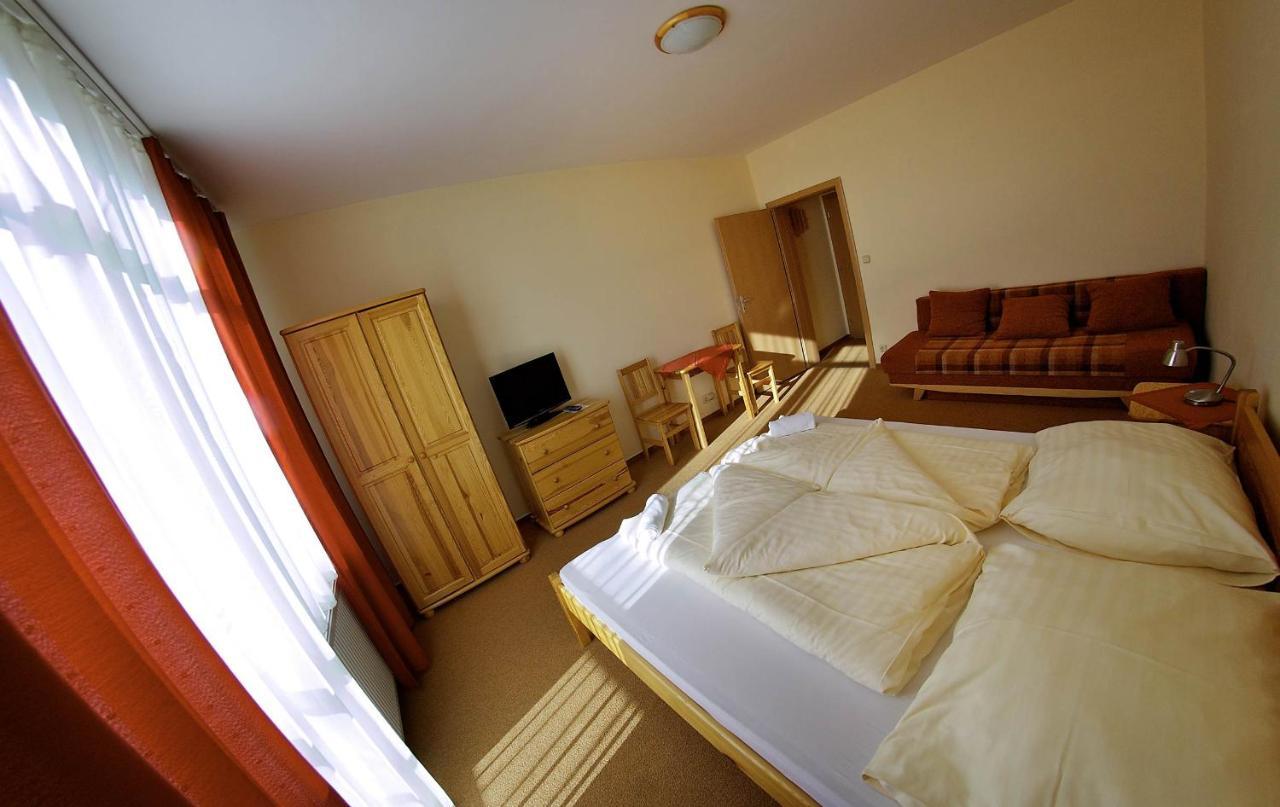 Privat Galfy 호텔 Vysoké Tatry 외부 사진